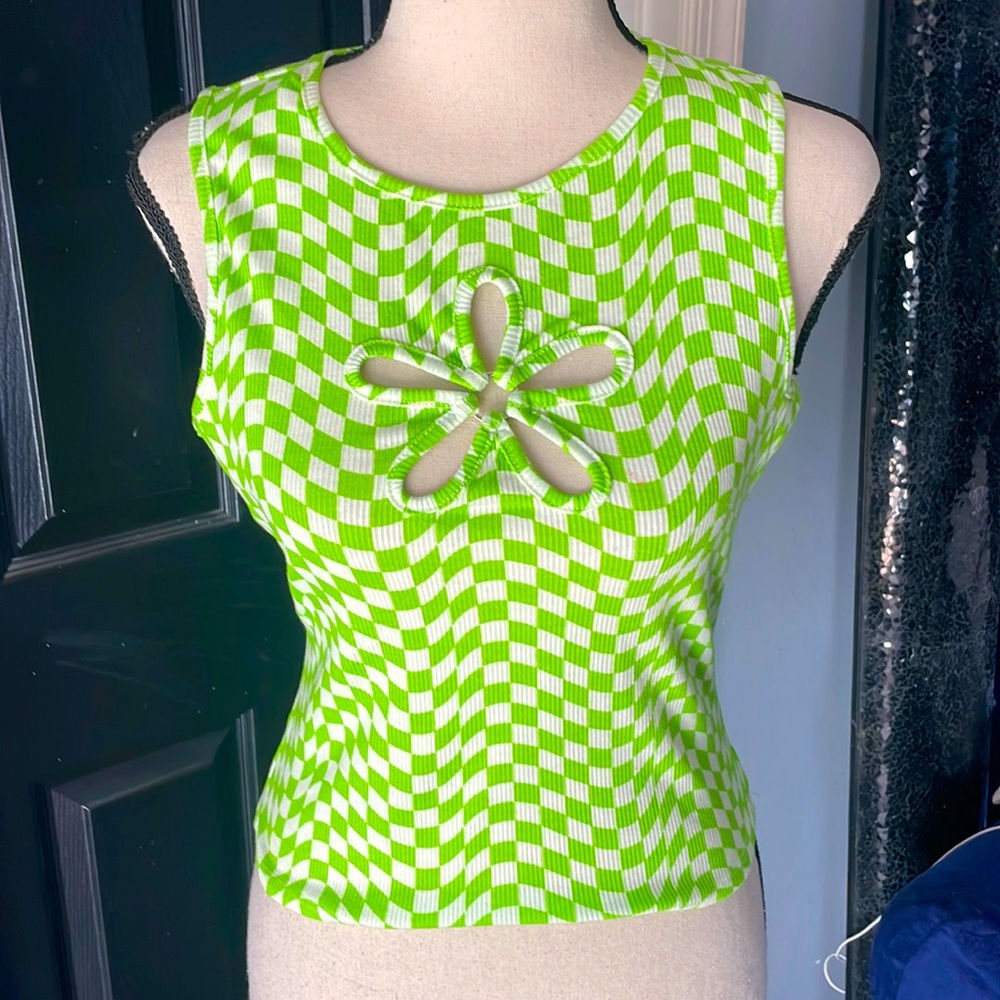 Neon checkered crop top 💚